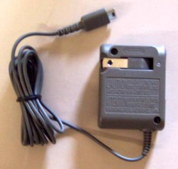 SẠC ĐIỆN CHO NINTENDO DS LITE