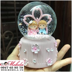 Quà sinh nhật quả cầu tuyết cặp đôi hoa anh đào cỡ bé
