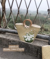 Túi cói quai gỗ vẽ tay cúc họa mi