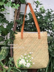 Túi cỏ bàng quai da đeo vai vẽ cúc họa mi