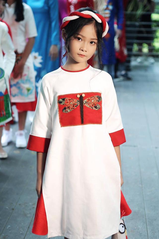 Áo dài cách tân cho bé gái tại Hà Nội