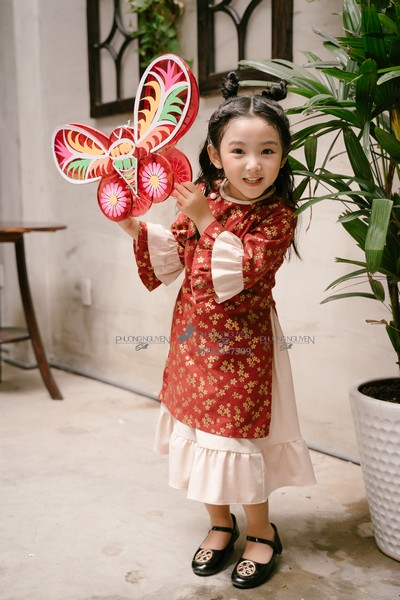 Sản phẩm áo dài cách tân cho bé gái trung thu 2018